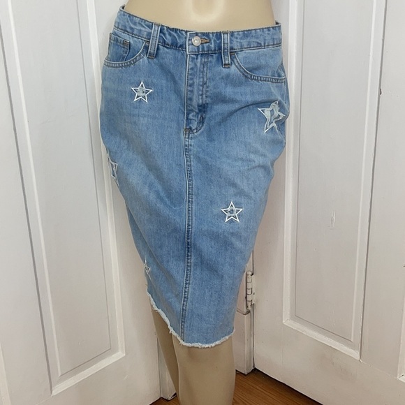 Buffalo David Bitton Ivy Starling Star Denim Skirt - Picture 2 of 9